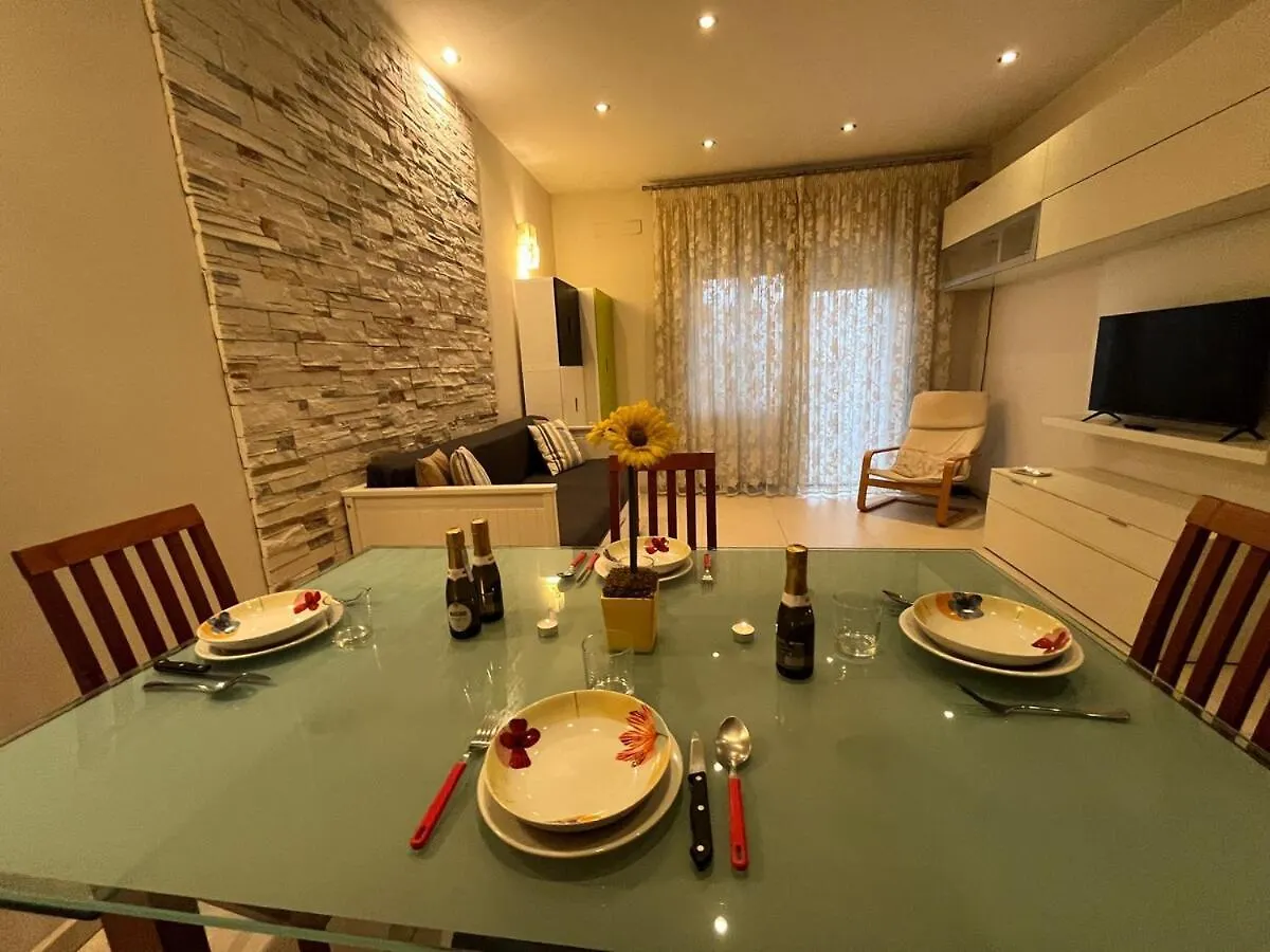 Charm Apartment & Relax Jacuzzi Roma-Gemelli Italy